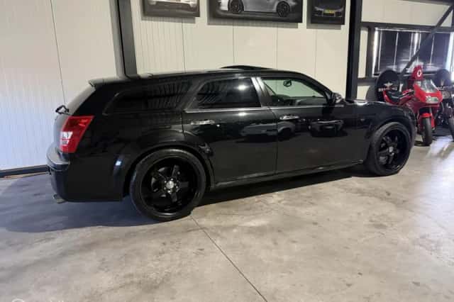 Chrysler 300C (2007) thumbnail 5