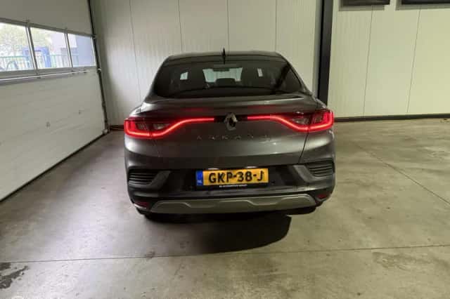 Renault Arkana (2021) thumbnail 6