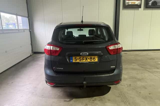Ford C-Max (2012) thumbnail 6