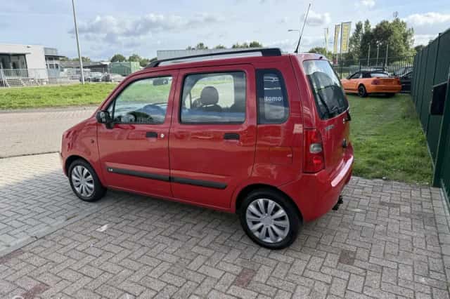 Suzuki Wagon R+ (2003) thumbnail 3