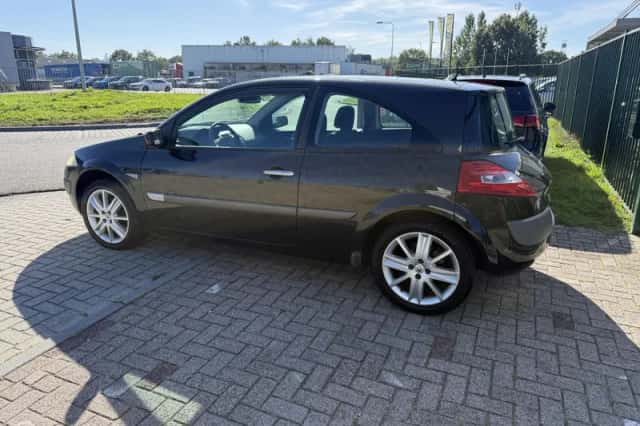 Renault Mégane (2006) thumbnail 2