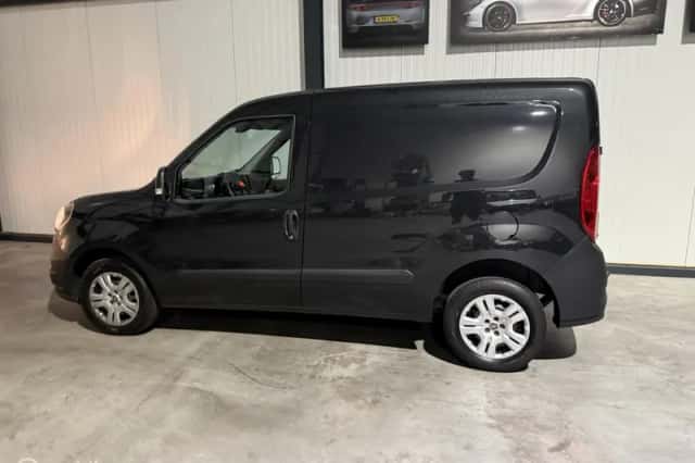 Fiat Doblò Cargo (2018) thumbnail 3