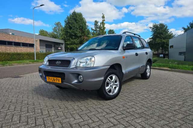 Hyundai Santa Fe (2003) thumbnail 4