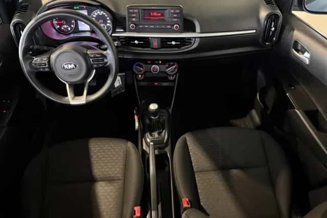 Kia Picanto (2021) thumbnail 2