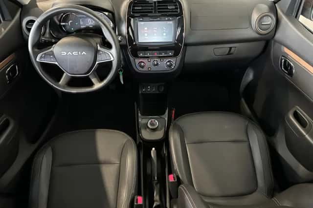 Dacia Spring (2024) thumbnail 2