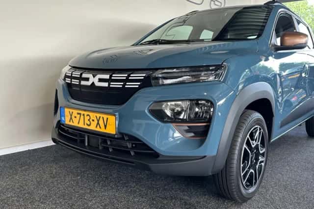 Dacia Spring (2024) thumbnail 4