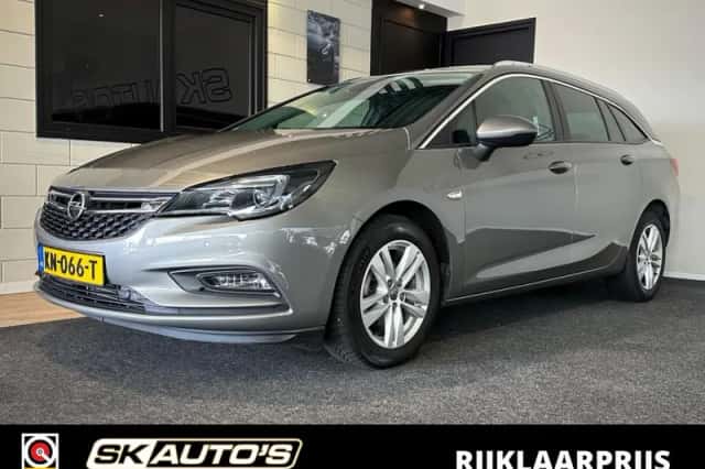 Opel Astra (2016) thumbnail 1