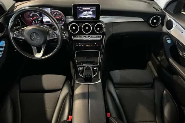 Mercedes-Benz C-Klasse (2016) thumbnail 2