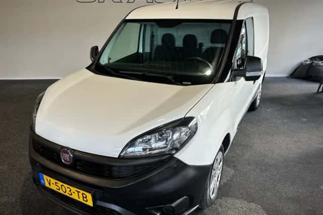 Fiat Doblò Cargo (2018) thumbnail 3