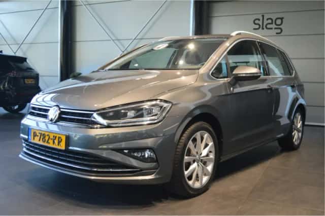 Volkswagen Golf Sportsvan (2018) thumbnail 2