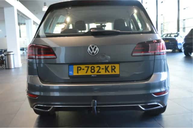 Volkswagen Golf Sportsvan (2018) thumbnail 5