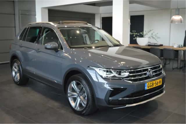 Volkswagen Tiguan (2021) thumbnail 3