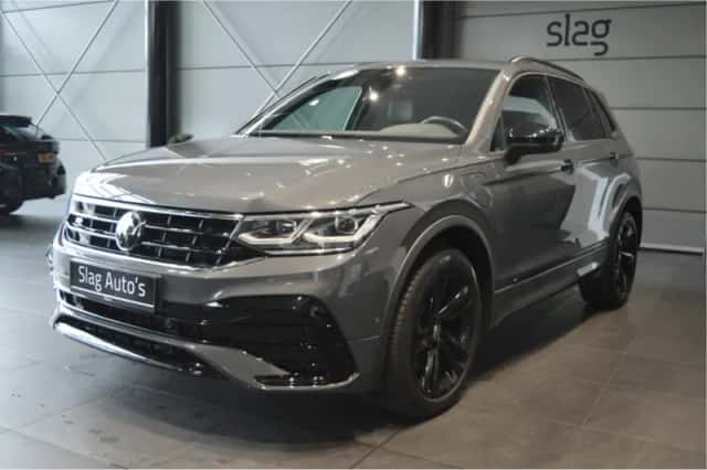 Volkswagen Tiguan (2021) thumbnail 2