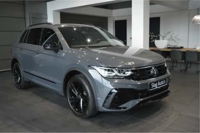 Volkswagen Tiguan (2021) thumbnail 3