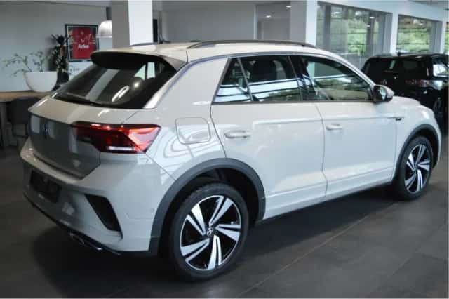 Volkswagen T-Roc (2022) thumbnail 4