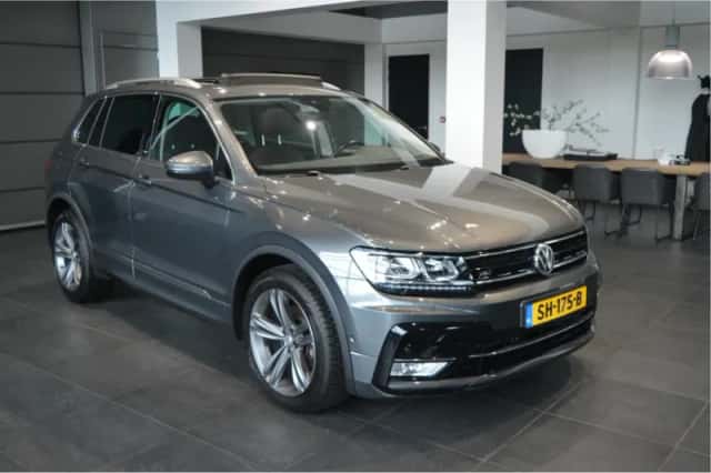 Volkswagen Tiguan (2017) thumbnail 3
