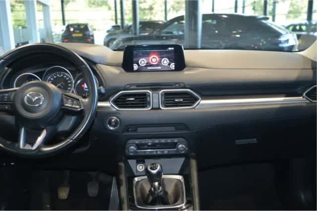 Mazda CX-5 (2019) thumbnail 2