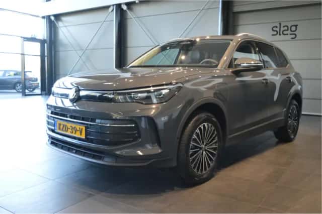 Volkswagen Tiguan (2026) thumbnail 3
