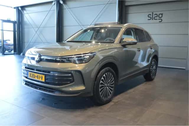 Volkswagen Tiguan (2026) thumbnail 3