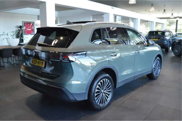 Volkswagen Tiguan (2026) thumbnail 5