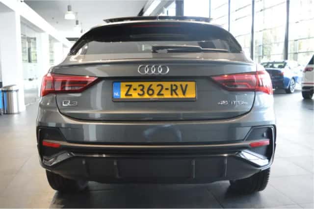 Audi Q3 Sportback (2024) thumbnail 6