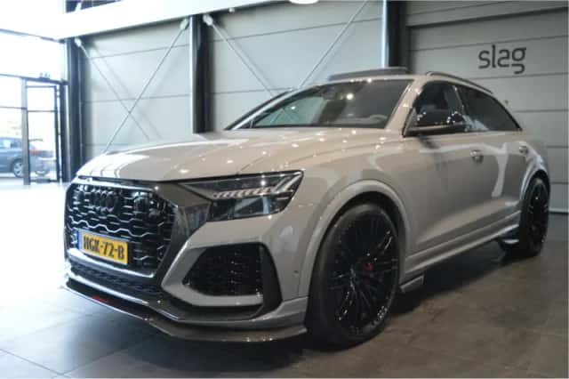 Audi Q8 (2023) thumbnail 3