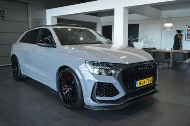 Audi Q8 (2023) thumbnail 4