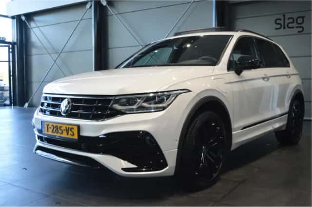 Volkswagen Tiguan (2021) thumbnail 3