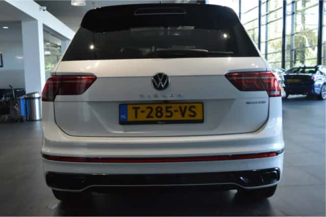 Volkswagen Tiguan (2021) thumbnail 6