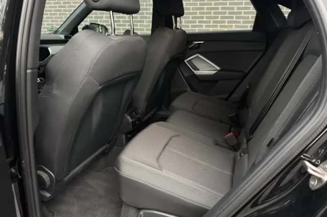 Audi Q3 (2024) thumbnail 4