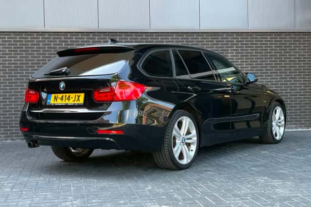 BMW 3-Serie (2013) thumbnail 2