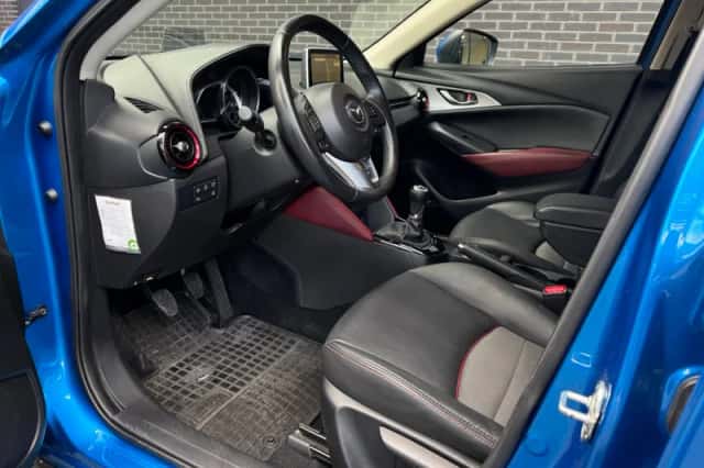 Mazda CX-3 (2016) thumbnail 3