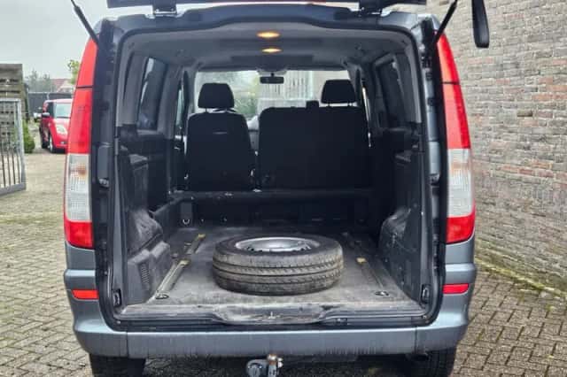 Mercedes-Benz Vito (2012) thumbnail 5
