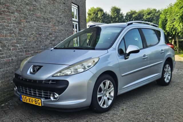 Peugeot 207 (2008) thumbnail 1