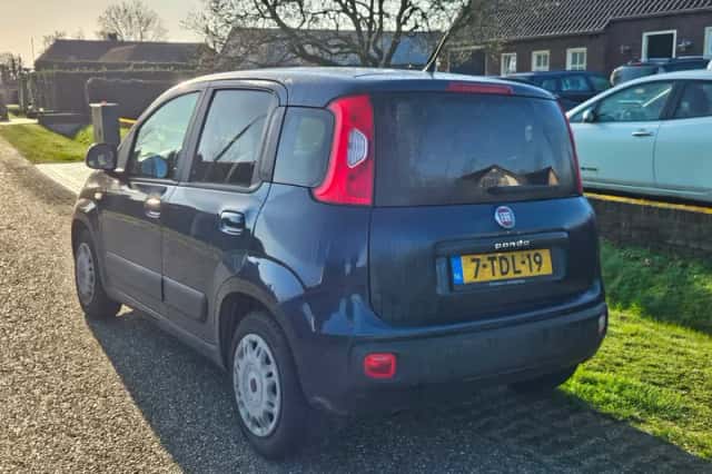 Fiat Panda (2014) thumbnail 3