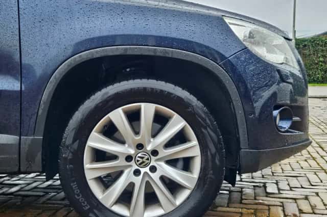 Volkswagen Tiguan (2010) thumbnail 4