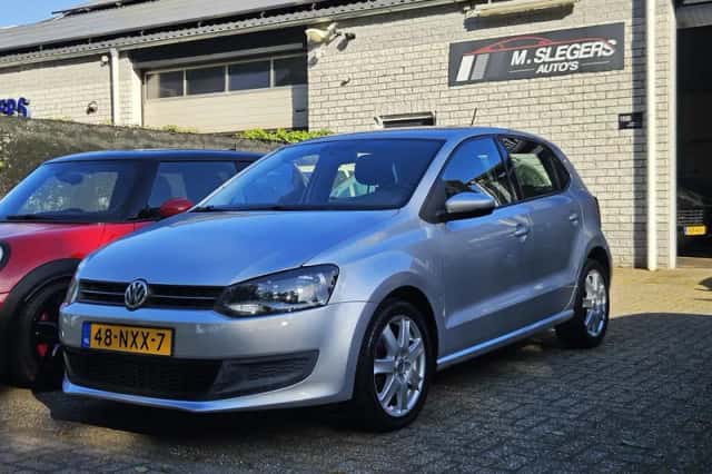 Volkswagen Polo (2011) thumbnail 1