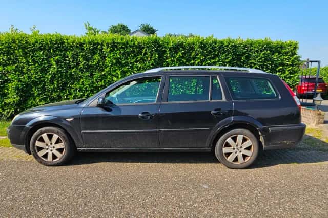 Ford Mondeo (2004) thumbnail 3