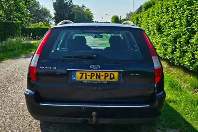 Ford Mondeo (2004) thumbnail 5