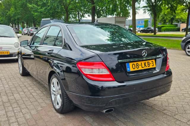 Mercedes-Benz C-Klasse (2009) thumbnail 5