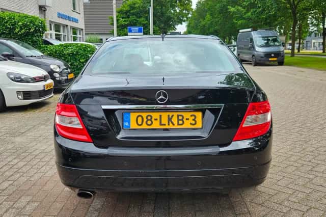 Mercedes-Benz C-Klasse (2009) thumbnail 6