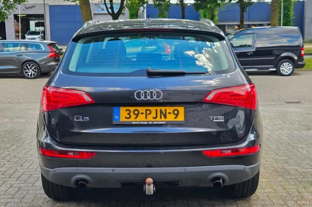 Audi Q5 (2011) thumbnail 5