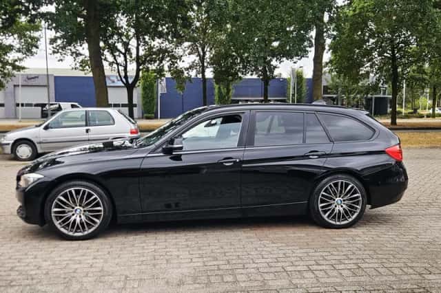 BMW 3-Serie (2013) thumbnail 4