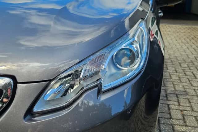 Peugeot 2008 (2014) thumbnail 3