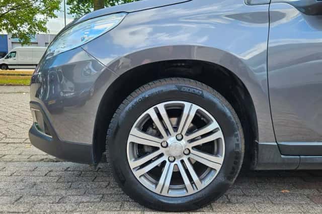 Peugeot 2008 (2014) thumbnail 5