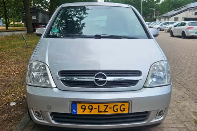 Opel Meriva (2003) thumbnail 2