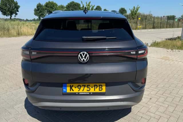 Volkswagen ID.4 (2021) thumbnail 5