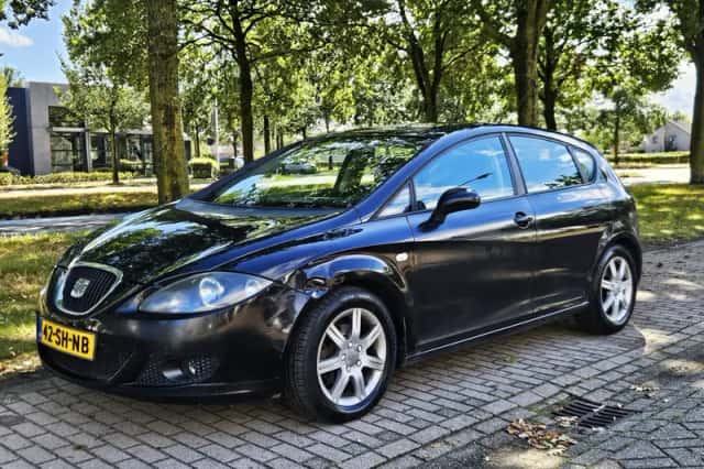 SEAT Leon (2006) thumbnail 1