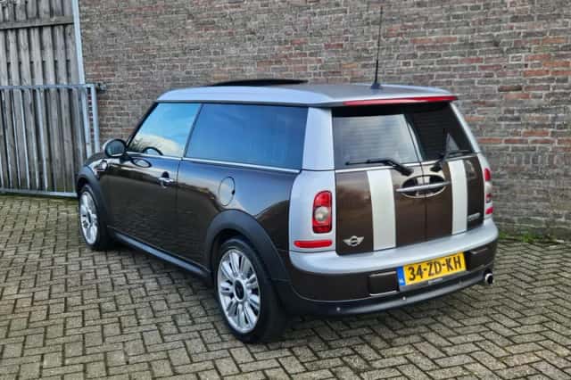 MINI Clubman (2008) thumbnail 6