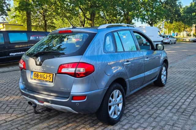 Renault Koleos (2008) thumbnail 5